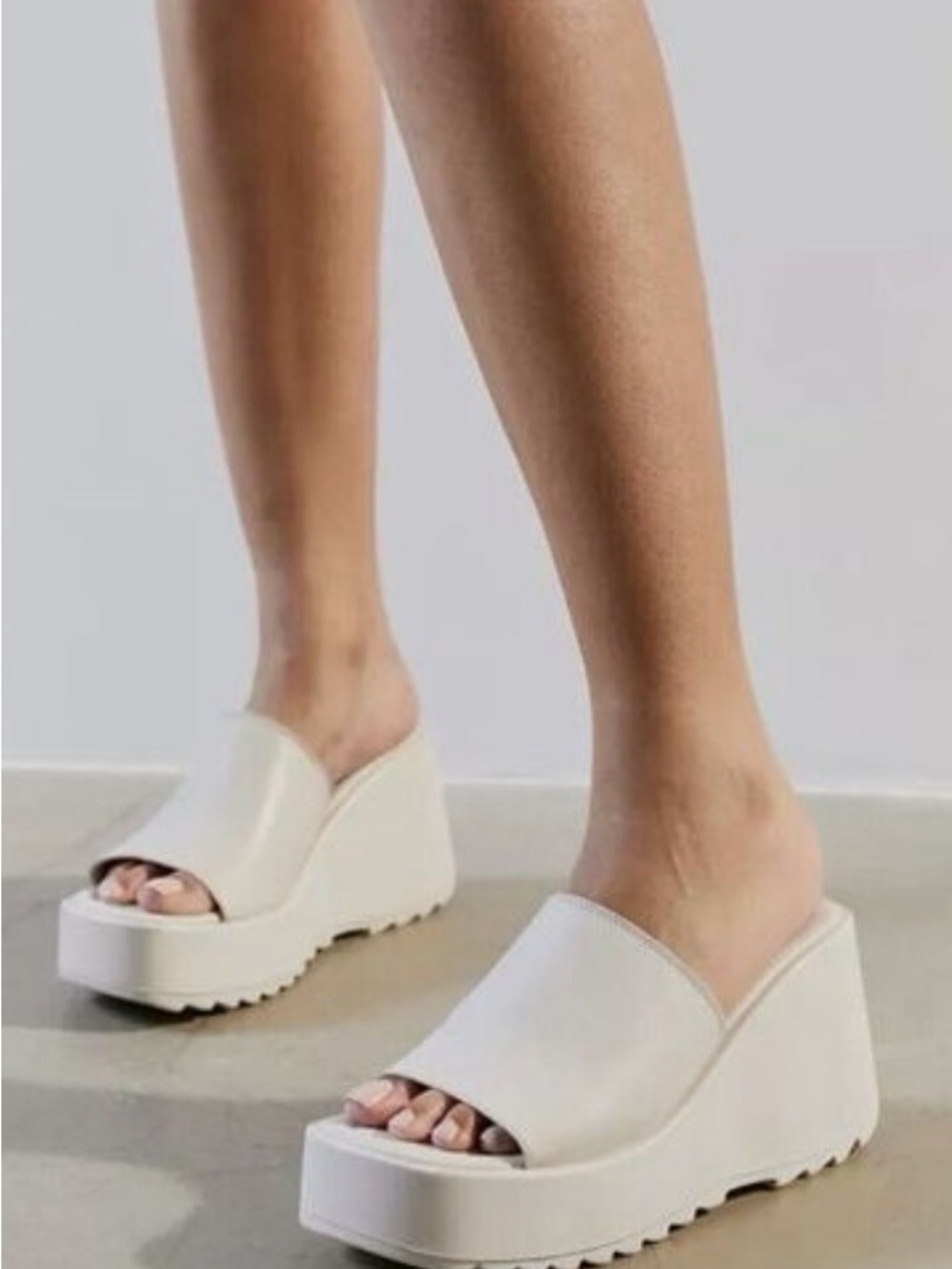 Steve Madden Cream Platform Slide Sandals